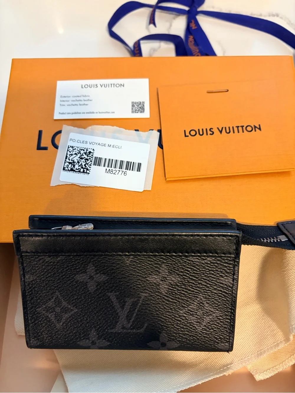 Louis Vuitton Black Monogram Card Case with Metal Clip - Picture 5 of 5